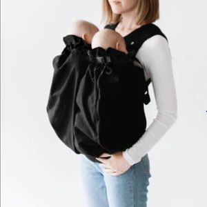 TWIN Baby FRONT PACK  Carrier (WEEGO)  beautiful condition.